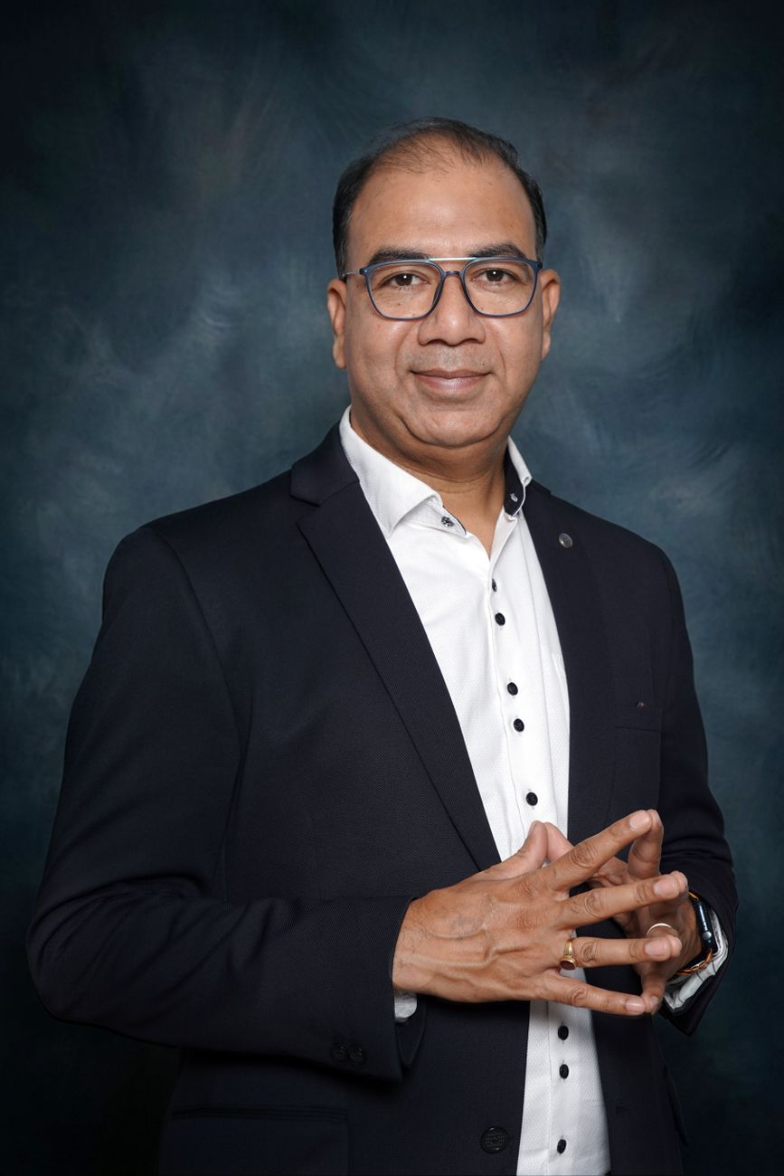 Dr. Marcus Becker
